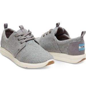 TOMS Felt Gray Tennis Shoes